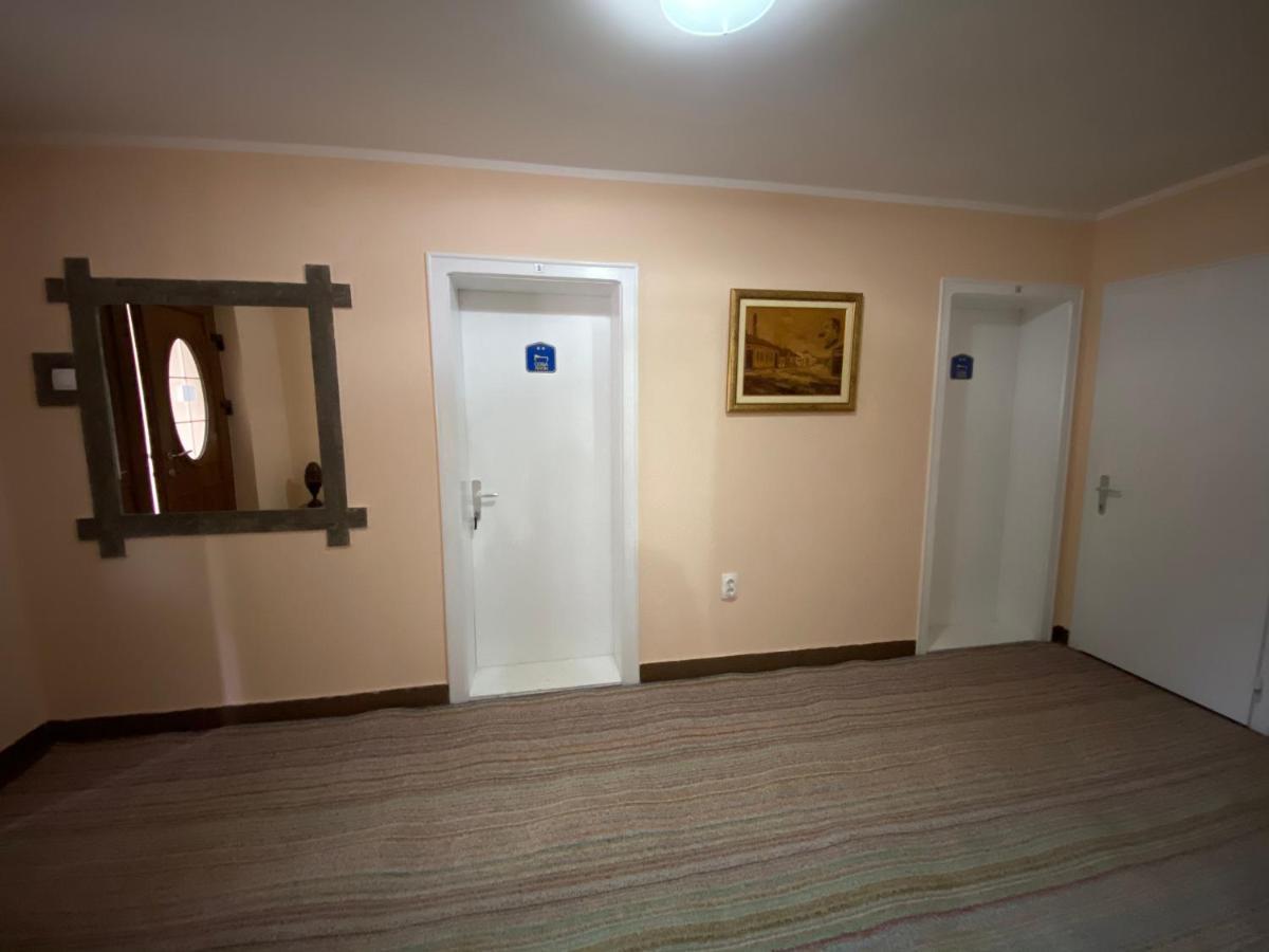 Konaci Nikola Banja Vrujci Ξενοδοχείο Gornja Toplica Εξωτερικό φωτογραφία
